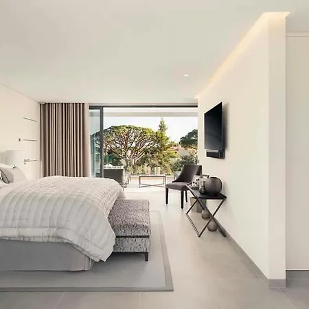 빌라 Sleeps 10 With Pool Air Con And Wifi *