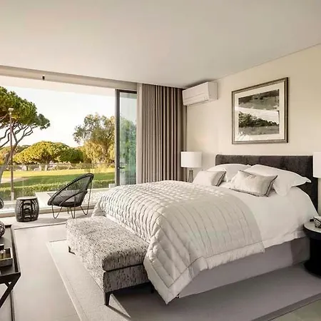 Sleeps 10 With Pool Air Con And Wifi 빌라 발도로보